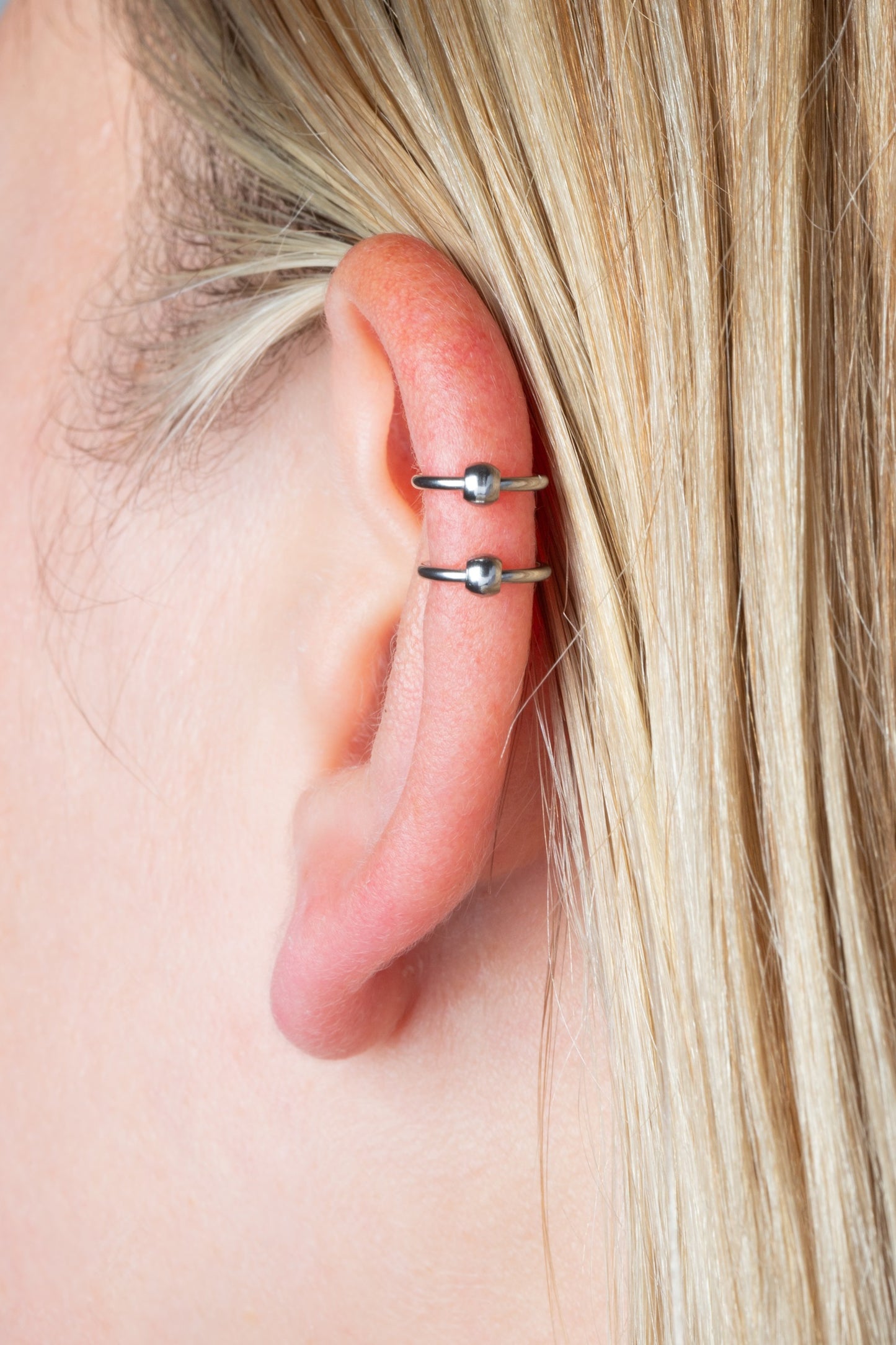Faux Captive Bead Double Hoop Non-Piercing Cuff