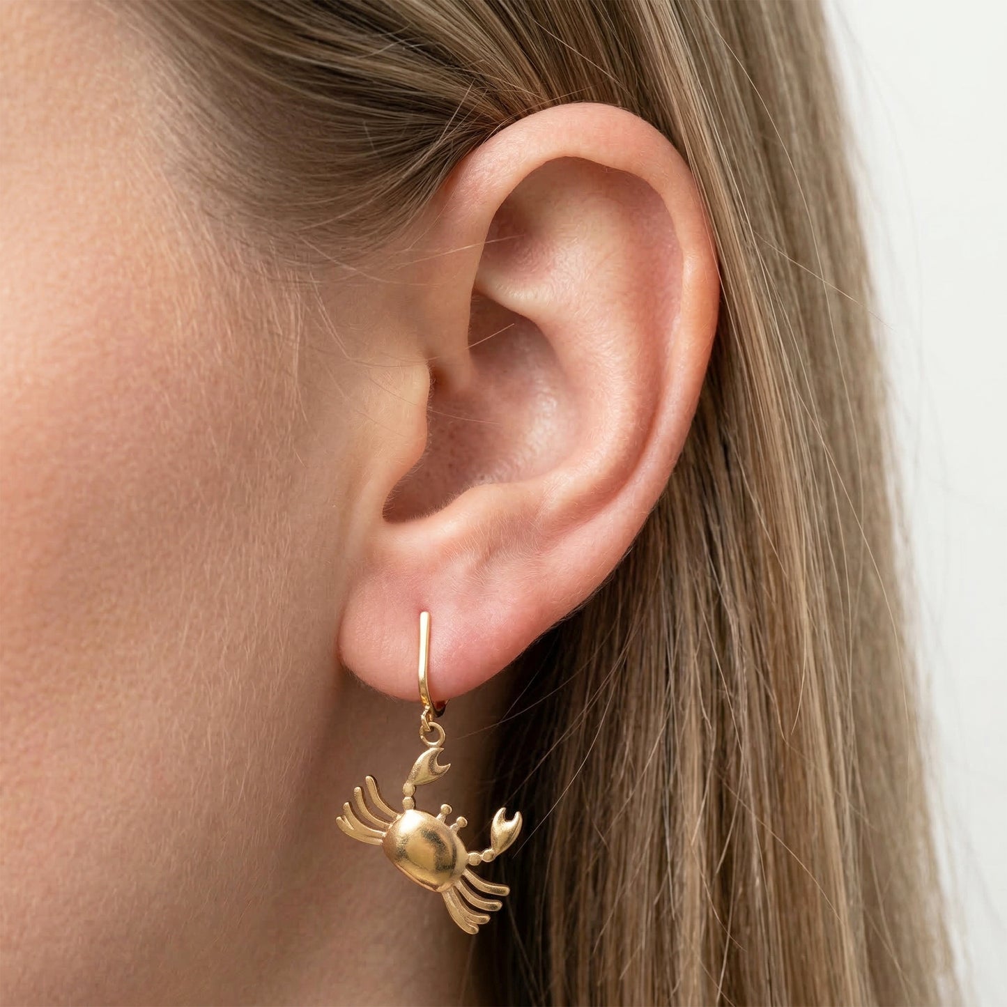 Gold Crabs Clip On Dangling Earrings