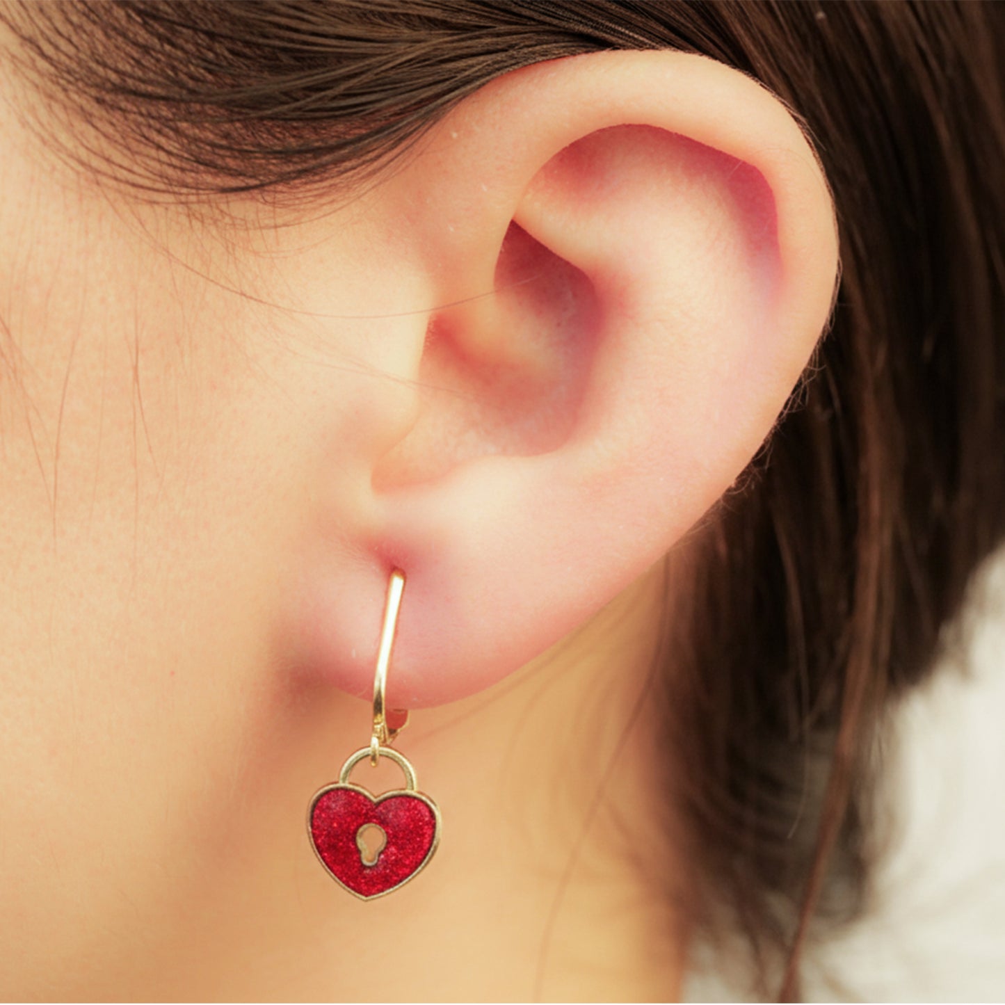 Red Glitter Lock Gold Clip On Dangling Earrings