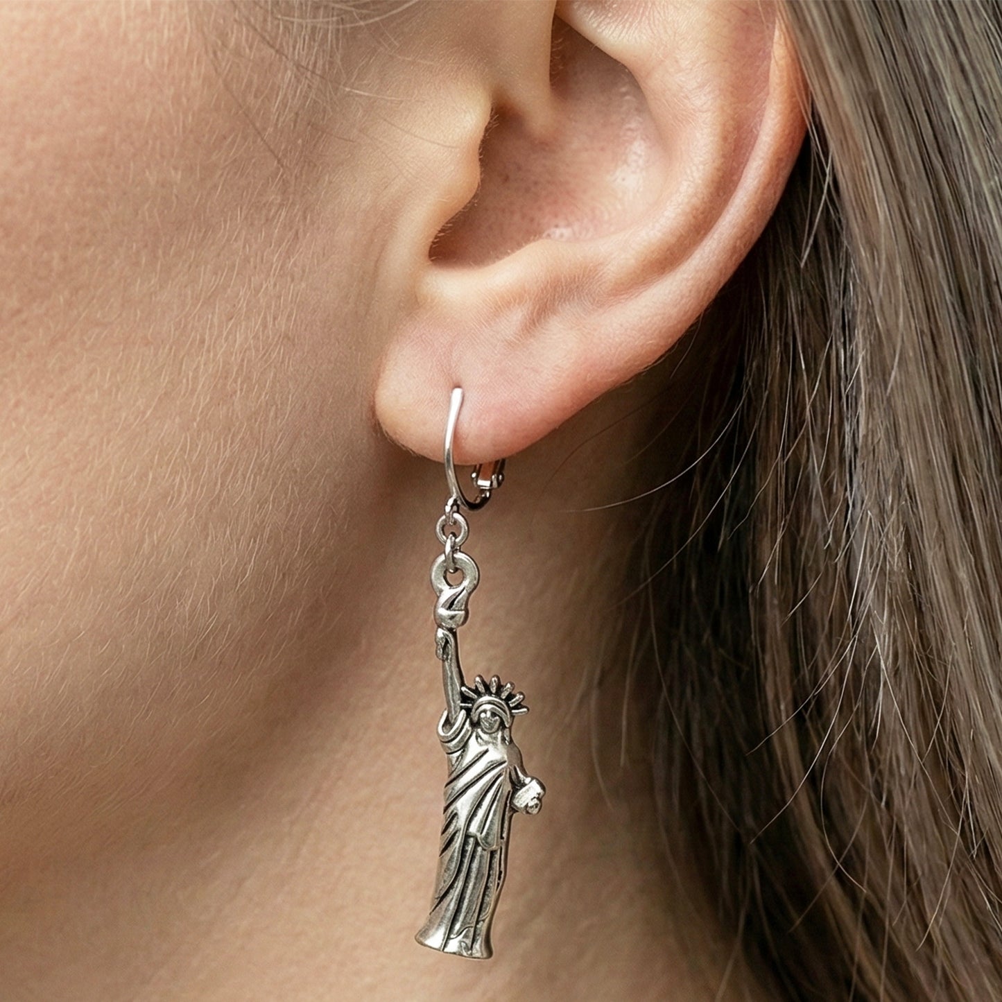 Silver Statue of Liberty Clip On Dangling Earrings